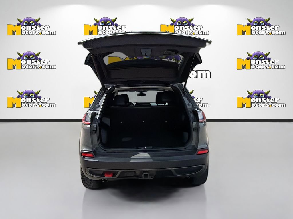 Used 2022 Jeep Cherokee Trailhawk w/ Trailhawk Elite Value Package AWD/4WD image 28