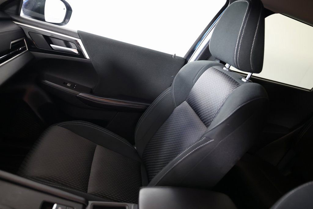 Used 2024 Mitsubishi Outlander ES image 30