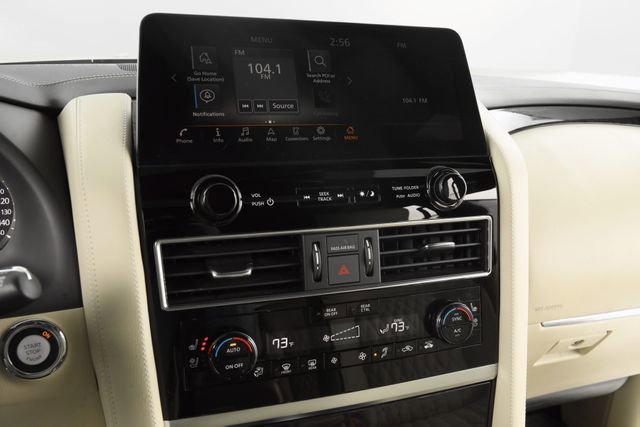 Used 2024 INFINITI QX80 Sensory image 30