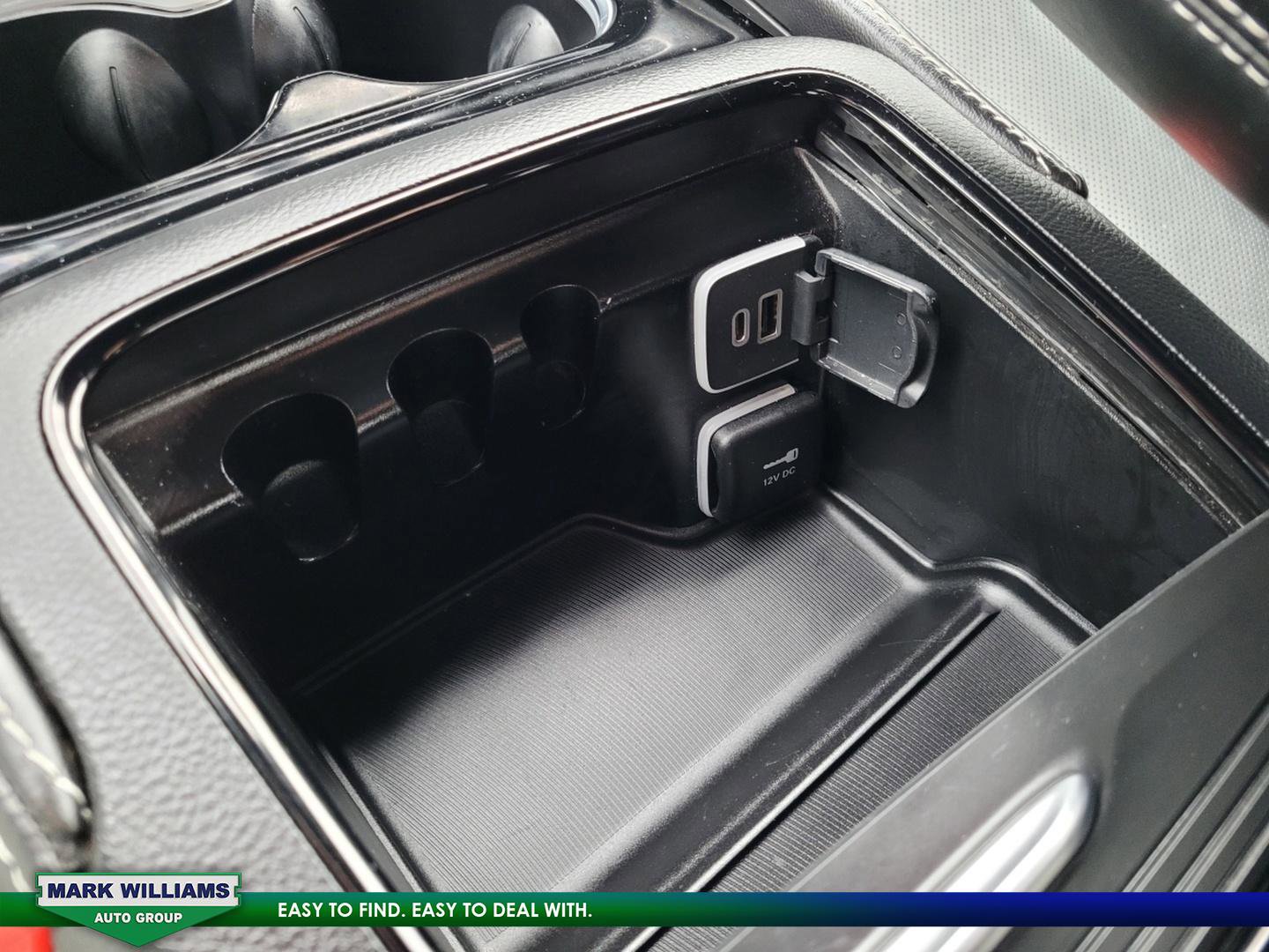 Used 2022 Chrysler Pacifica Limited w/ S Appearance Package image 26