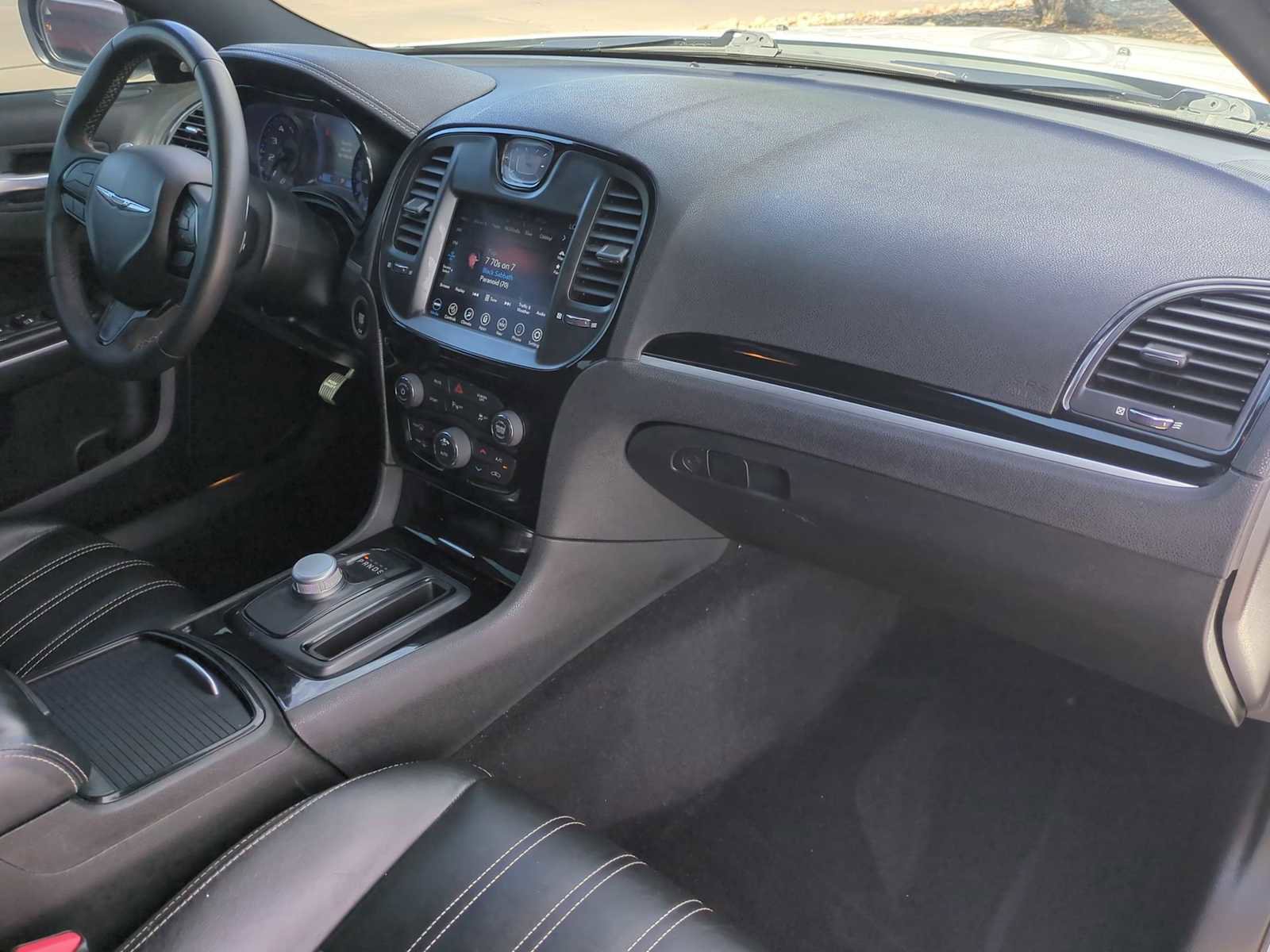 Used 2022 Chrysler 300 S RWD image 30