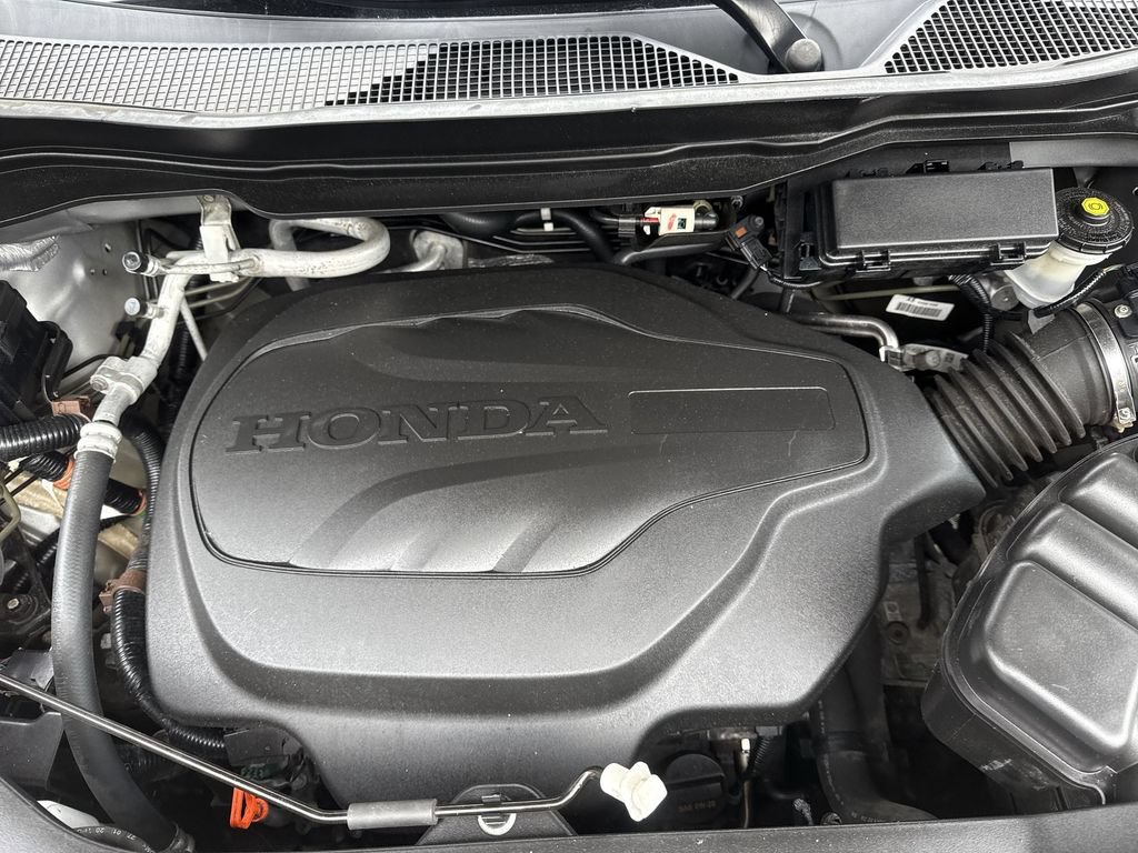 Used 2021 Honda Pilot Touring image 18