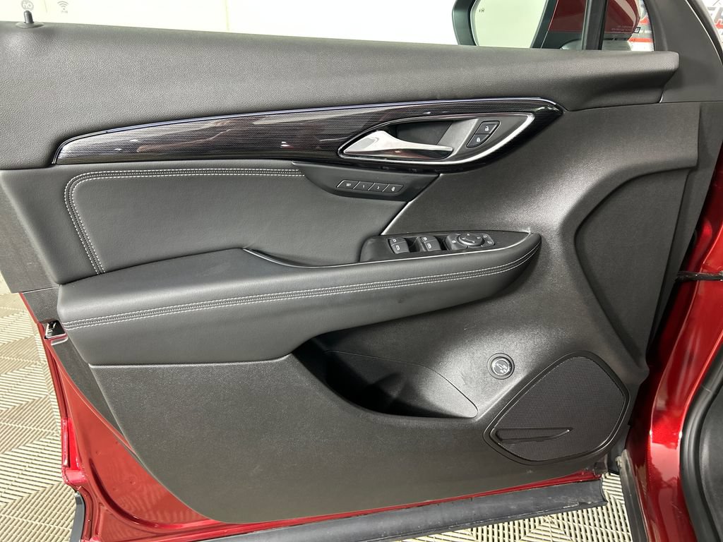 Used 2023 Buick Envision Essence FWD image 11