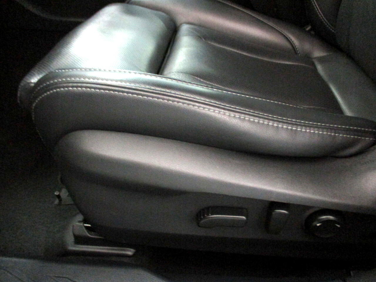 Used 2021 Subaru Outback Limited image 17