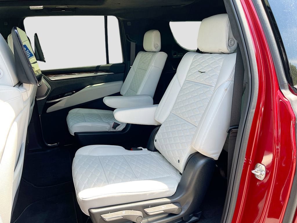 New 2026 Cadillac Escalade ESV Platinum Luxury RWD image 30
