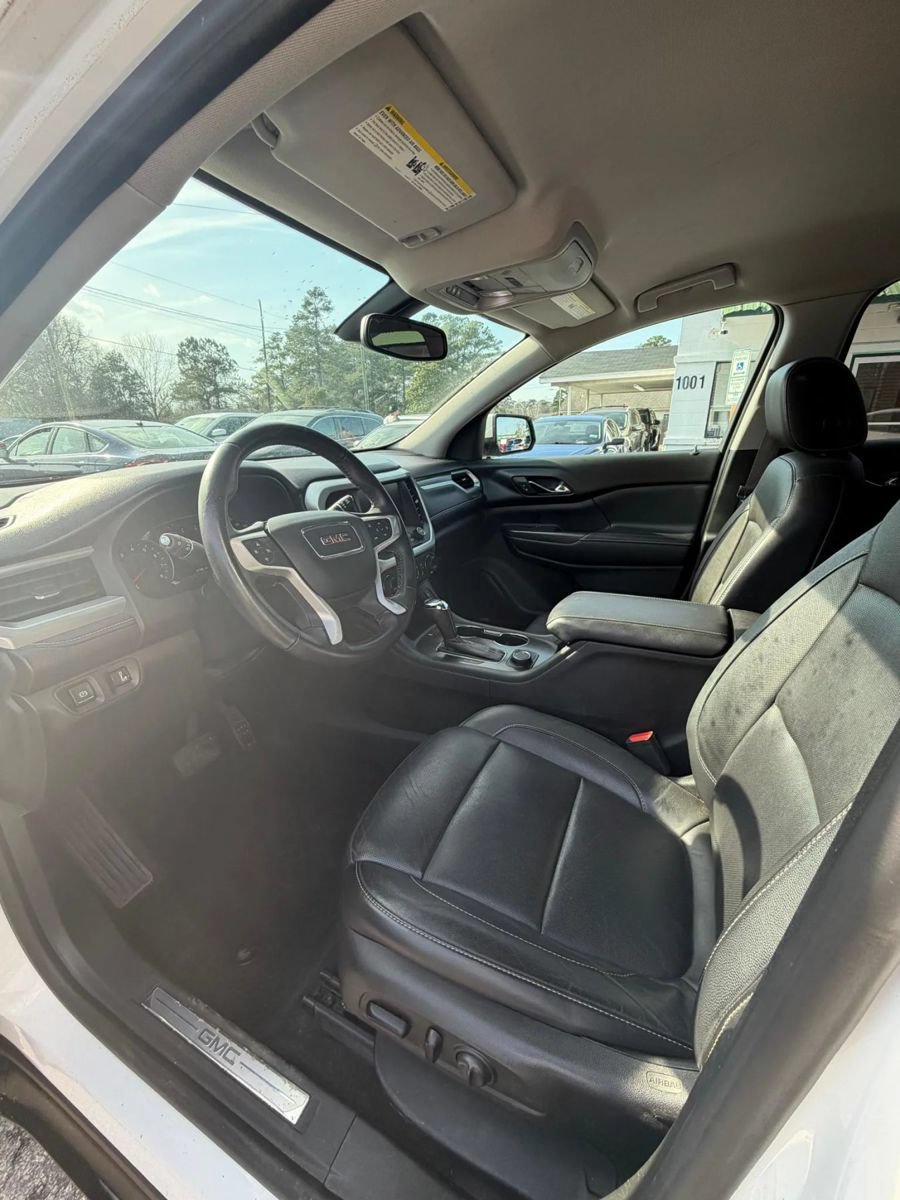 Used 2017 GMC Acadia SLT FWD image 9