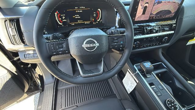 New 2026 Nissan Pathfinder SL image 18