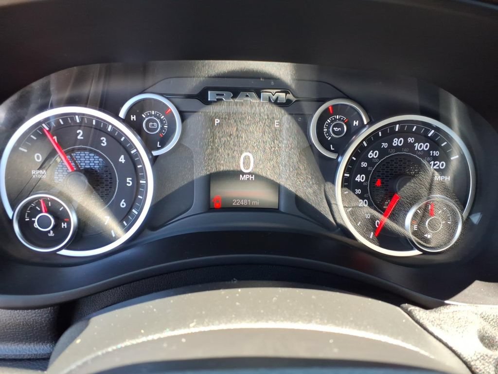 Certified 2025 RAM 2500 Big Horn AWD/4WD image 5