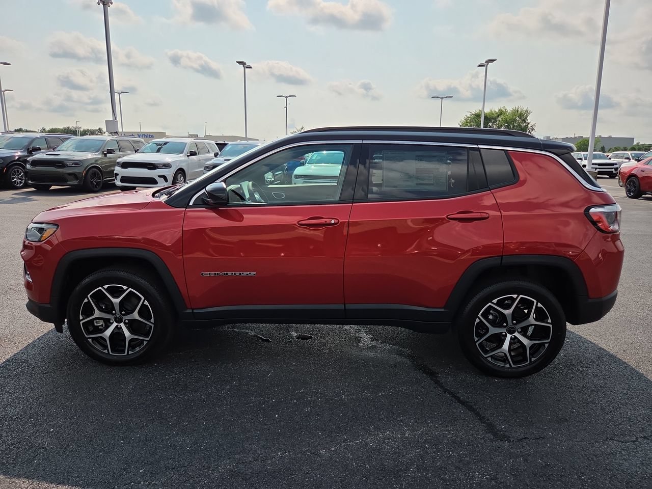 New 2026 Jeep Compass Limited w/ Sun, Sound & Navigation Group AWD/4WD image 4