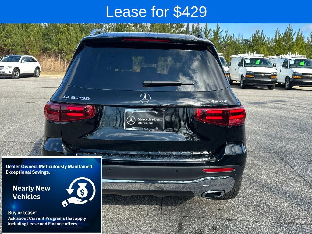 Used 2025 Mercedes-Benz GLB 250 4MATIC image 11