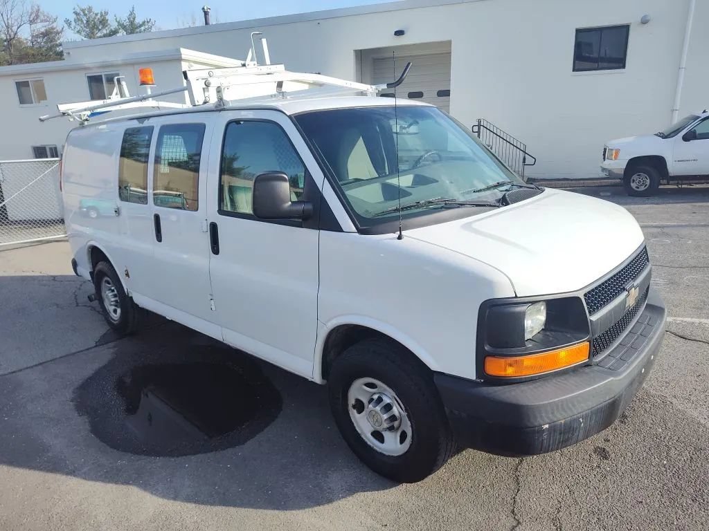 Used 2012 Chevrolet Express 2500 RWD image 6