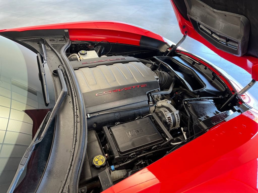 Used 2019 Chevrolet Corvette Stingray Coupe w/ Carbon Flash Badge Package image 13