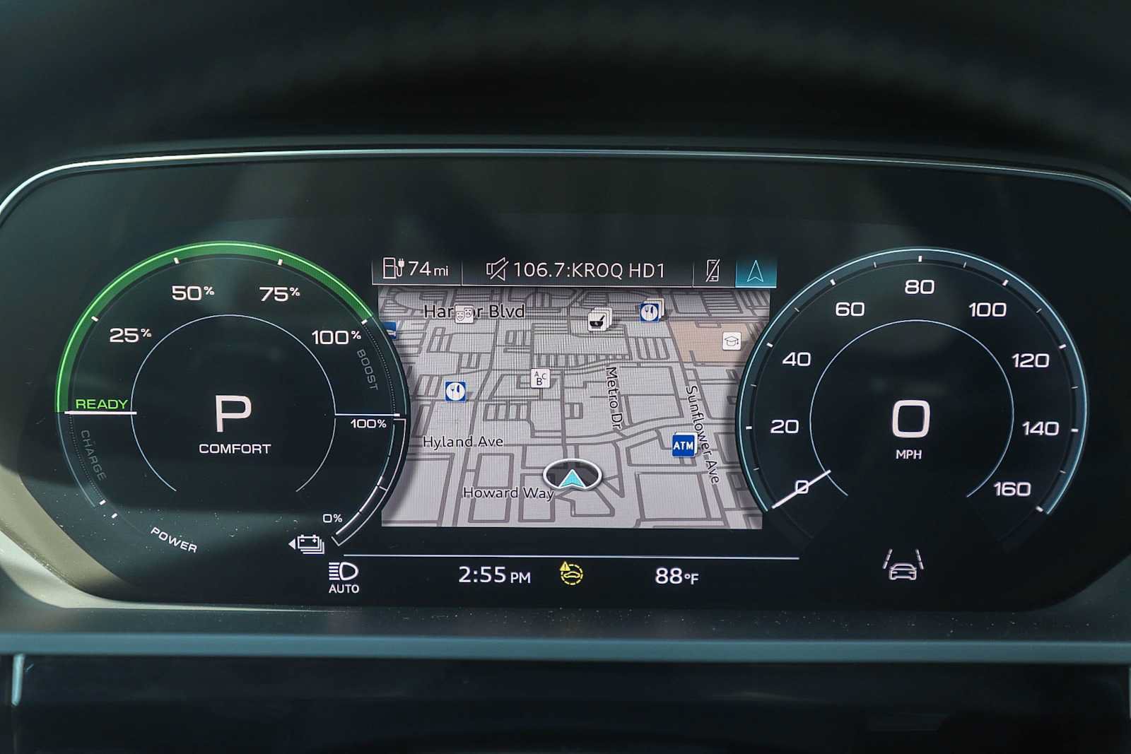 Used 2021 Audi e-tron Premium w/ Convenience Plus Package AWD/4WD image 21