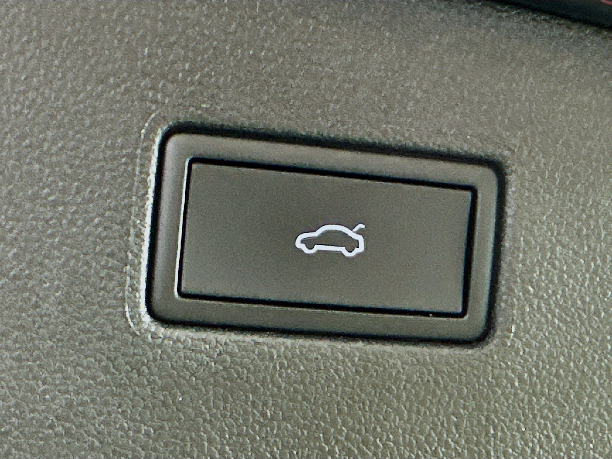 Used 2024 Volkswagen Tiguan SE FWD image 28