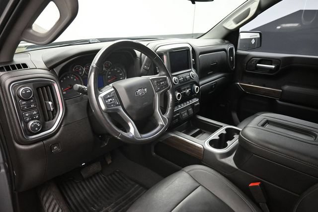 Used 2021 Chevrolet Silverado 1500 RST w/ Convenience Package II AWD/4WD image 12