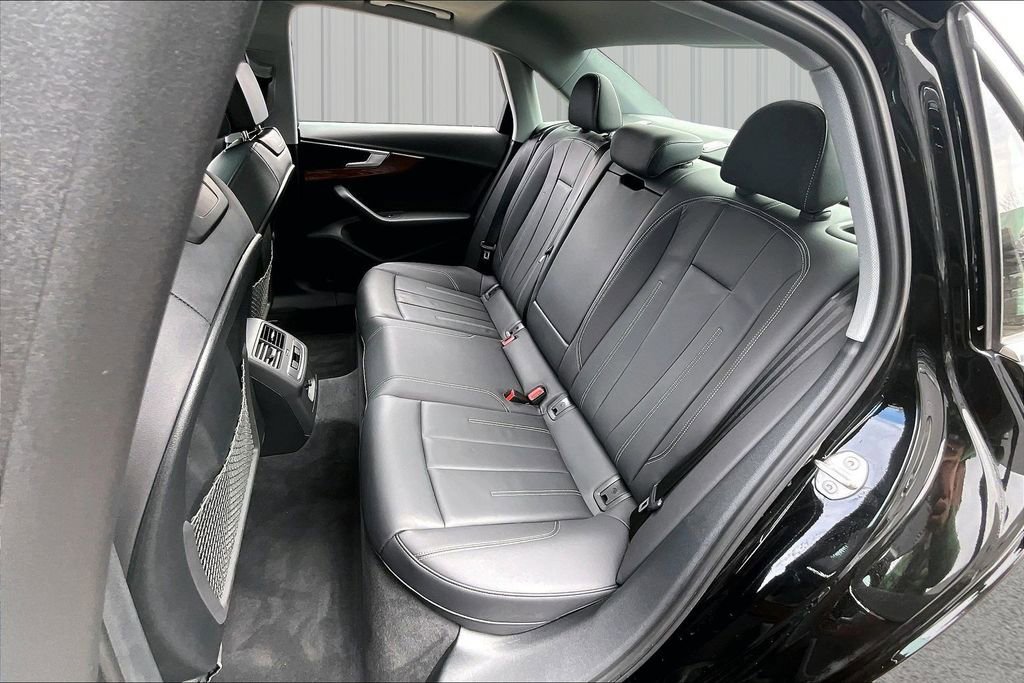 Used 2023 Audi A4 2.0T Premium image 22