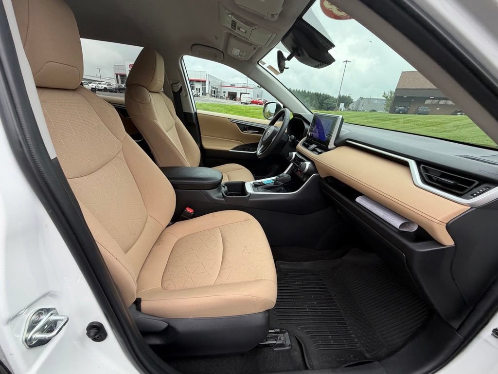 Used 2023 Toyota RAV4 XLE w/ XLE Grade Weather Package AWD/4WD image 36