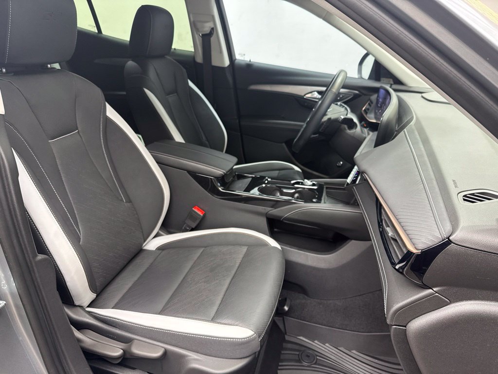 Used 2024 Buick Envision Sport Touring AWD/4WD image 29