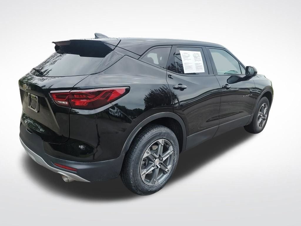 Used 2024 Chevrolet Blazer LT image 7