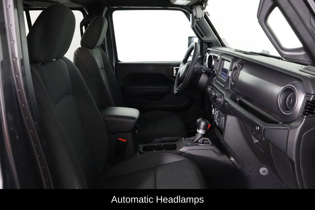 Used 2023 Jeep Gladiator Sport image 19