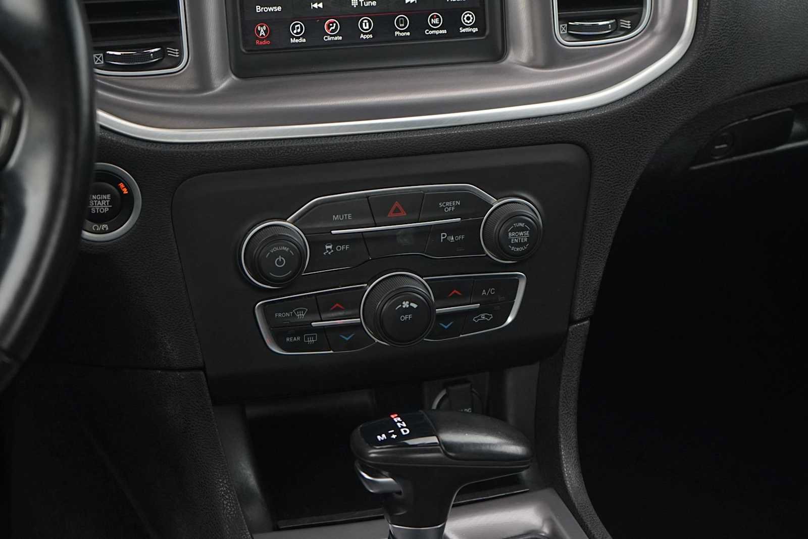 Used 2022 Dodge Charger SXT RWD image 21