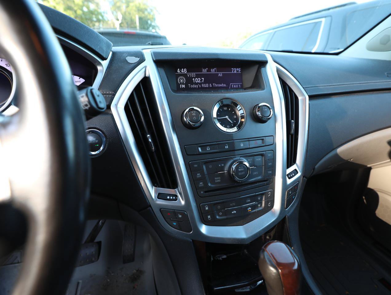 Used 2010 Cadillac SRX Luxury AWD/4WD image 20