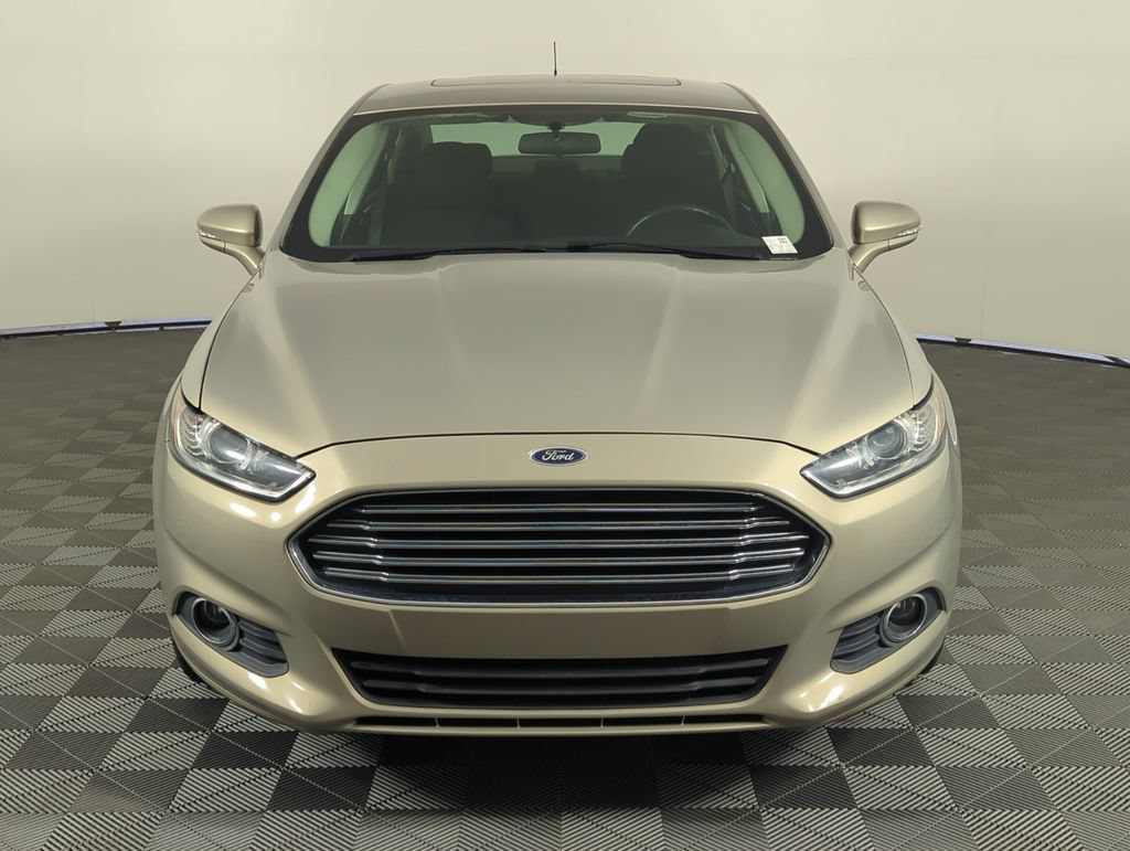 Used 2015 Ford Fusion SE w/ Equipment Group 201A FWD image 10