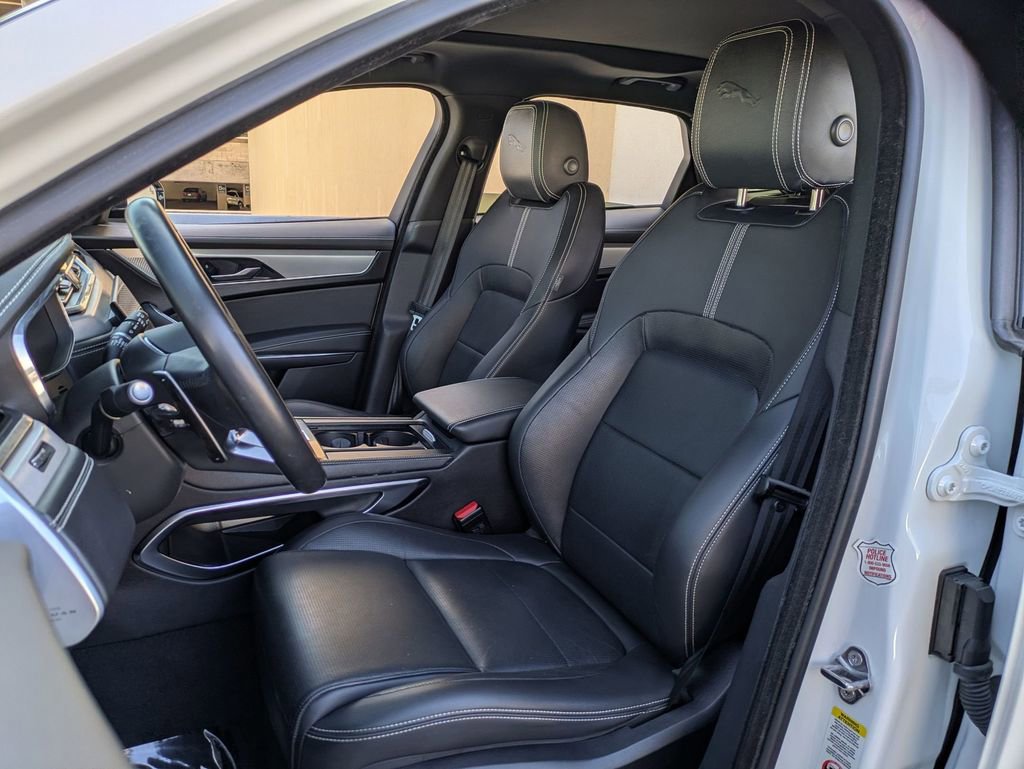 Used 2024 Jaguar F-PACE R-Dynamic S image 23