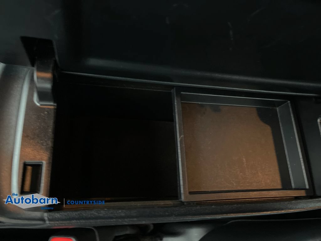 Used 2022 Toyota Prius XLE AWD/4WD image 19