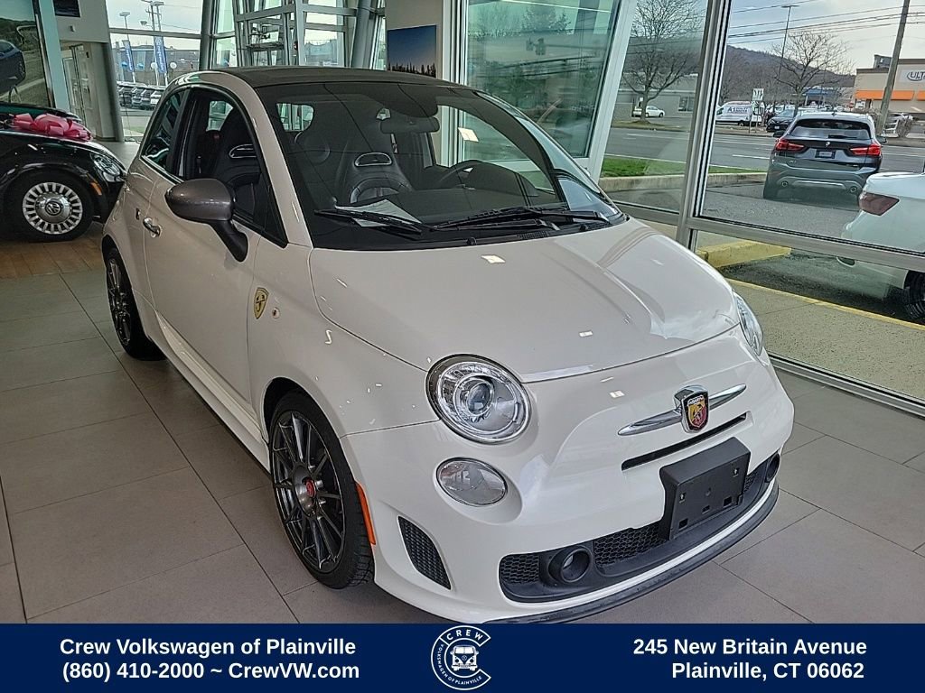Used 2013 FIAT 500 Abarth w/ Comfort/Convenience Group image 2