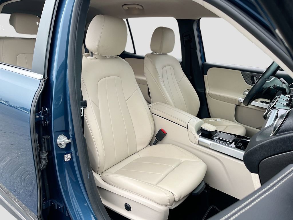 Used 2021 Mercedes-Benz GLB 250 image 25