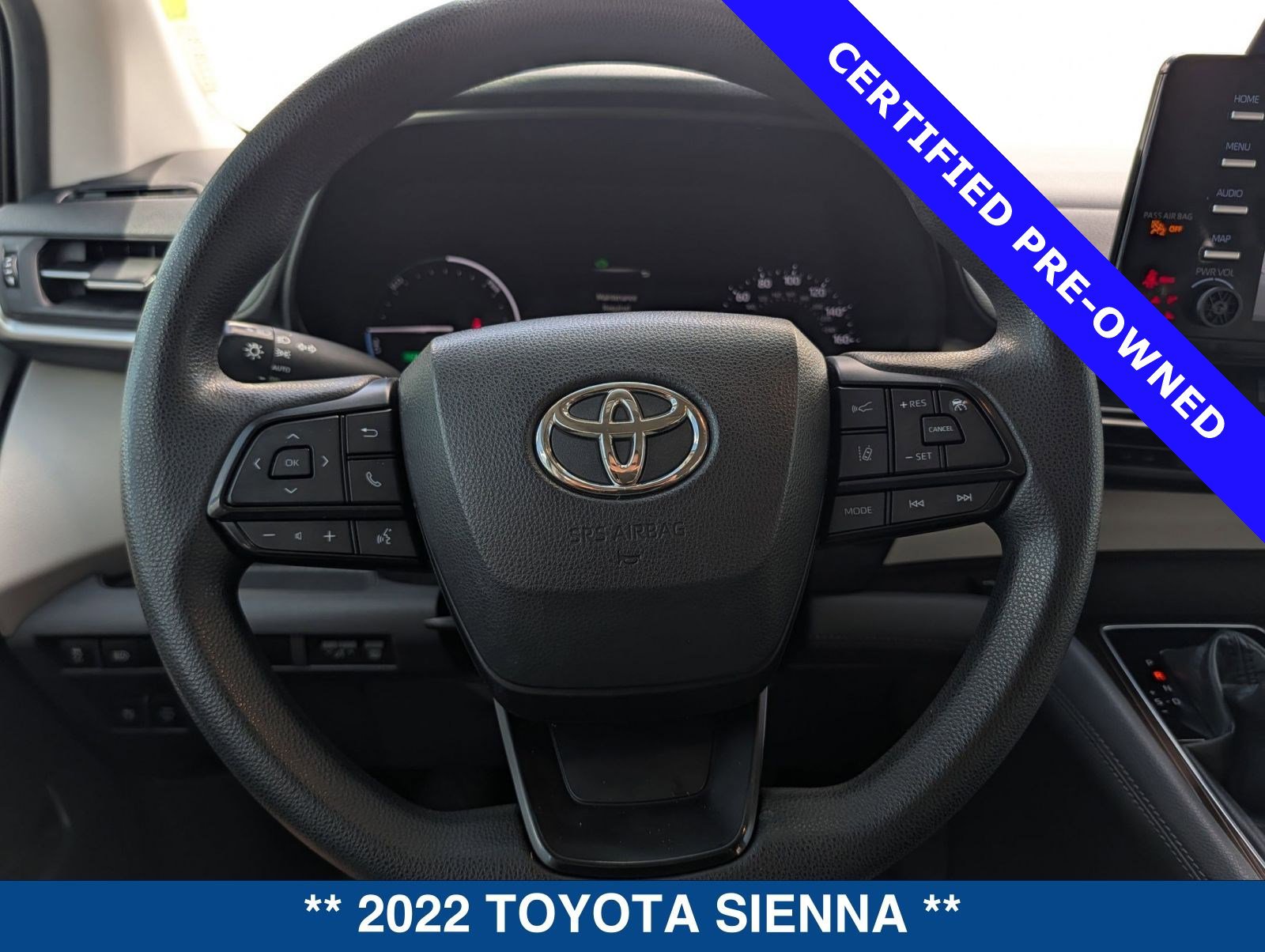 Used 2022 Toyota Sienna LE FWD image 26