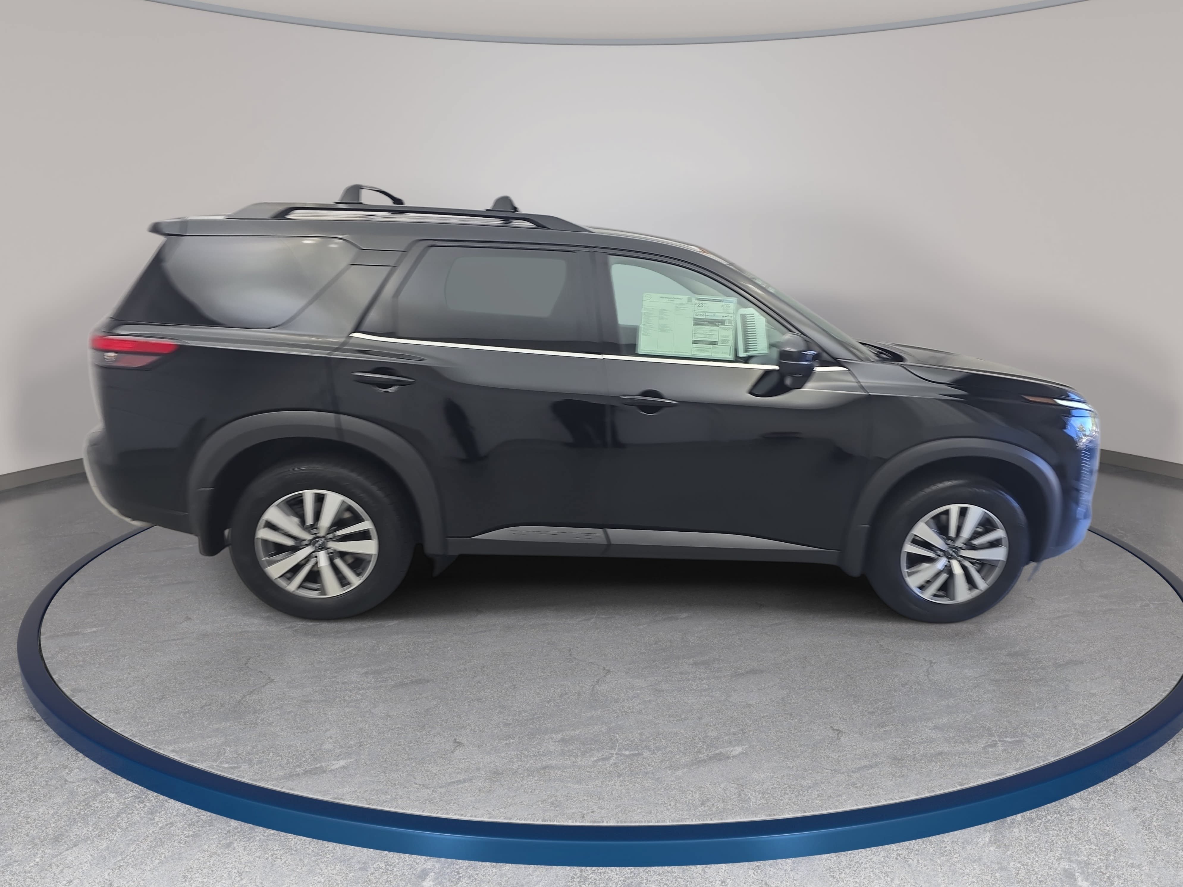 New 2026 Nissan Pathfinder SL FWD image 4