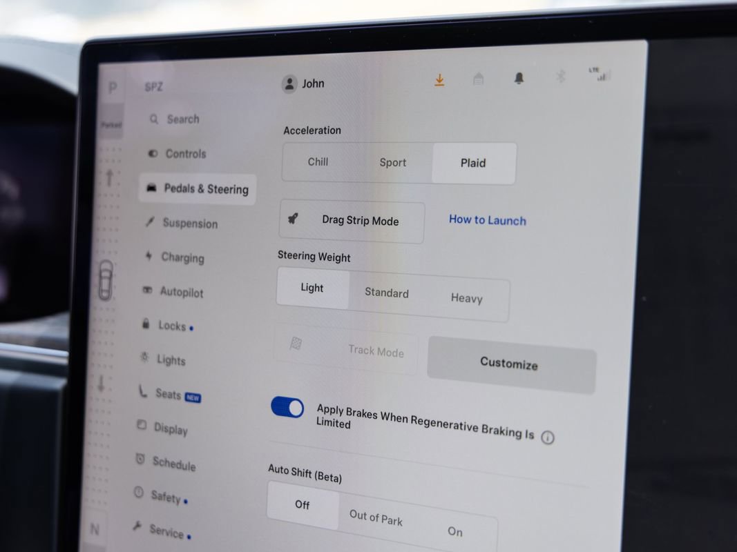 Used 2021 Tesla Model S Plaid image 26