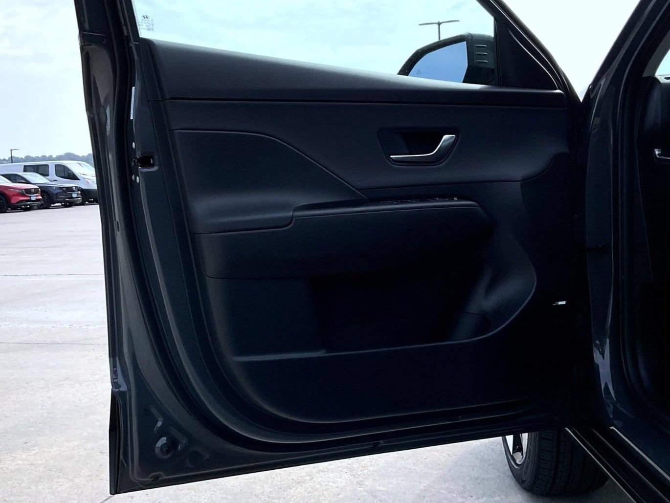 New 2026 Hyundai Kona Limited AWD/4WD image 9