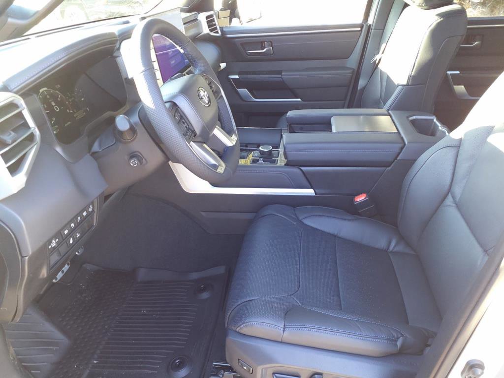 New 2025 Toyota Tundra Platinum image 3