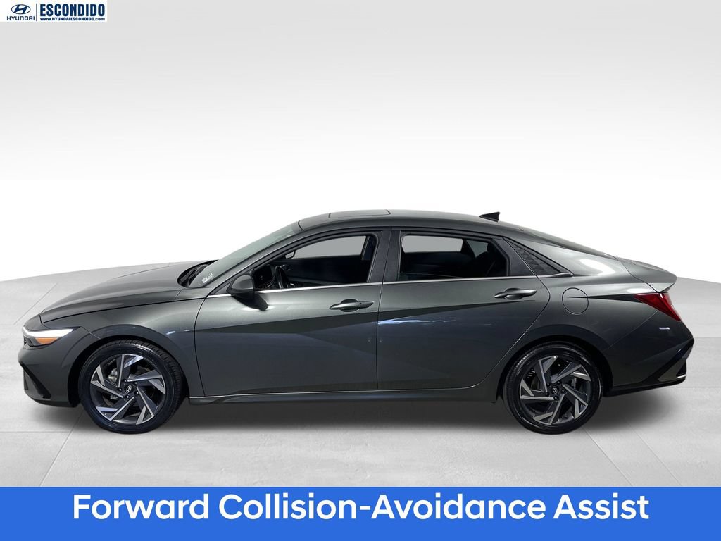 Certified 2025 Hyundai Elantra SEL FWD image 2