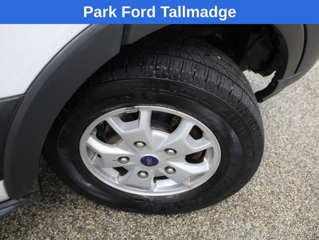 Used 2016 Ford Transit 250 130 Low Roof RWD image 26