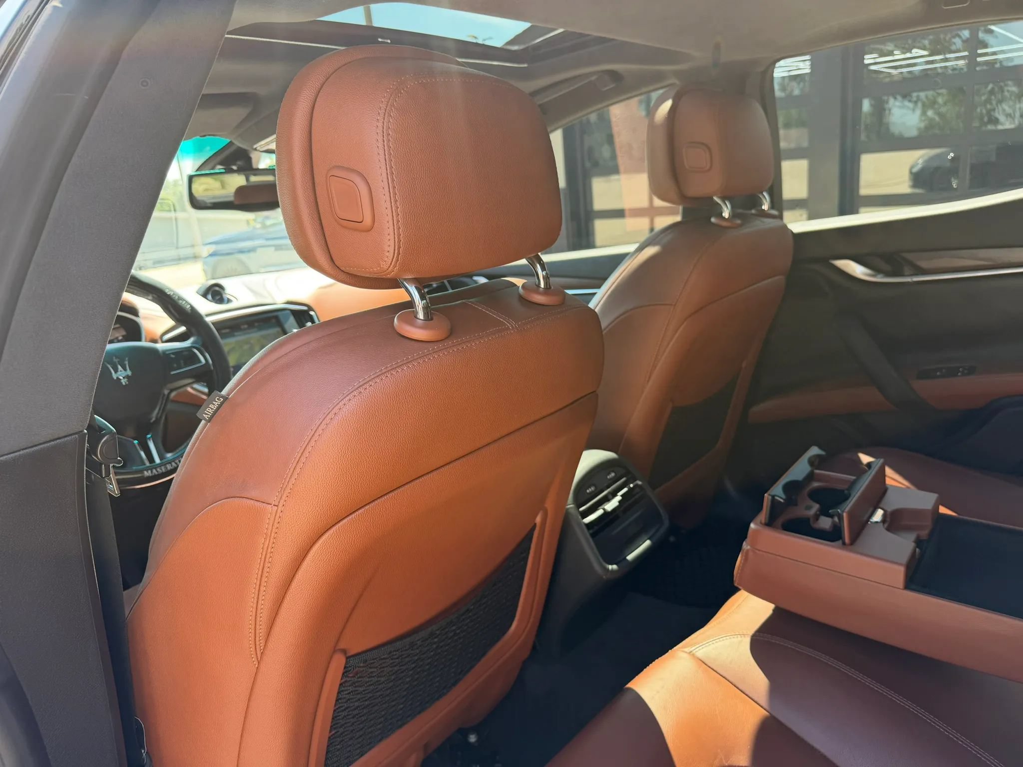 Used 2016 Maserati Ghibli S RWD image 39