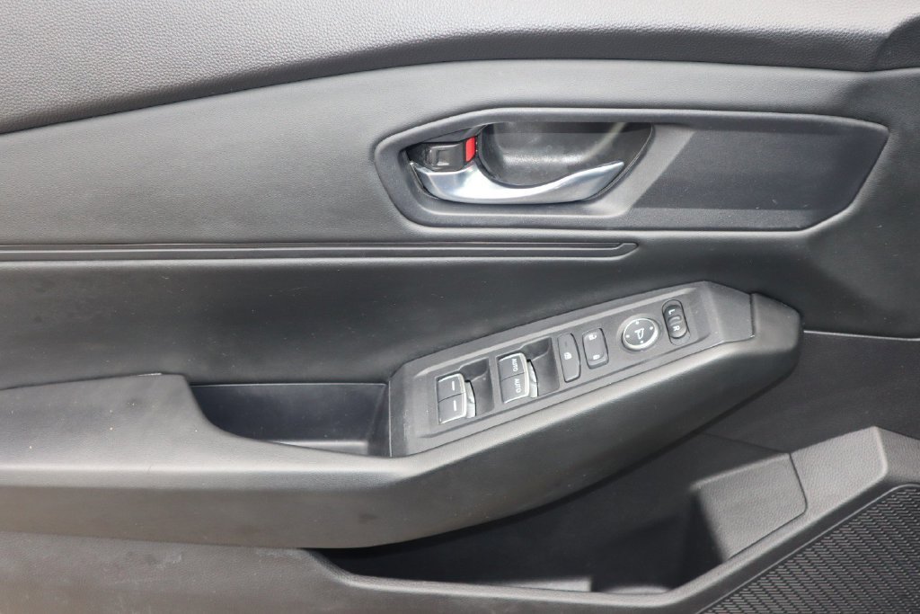 Used 2023 Honda Accord EX image 19