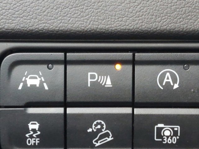 Used 2024 Chevrolet Suburban High Country image 3