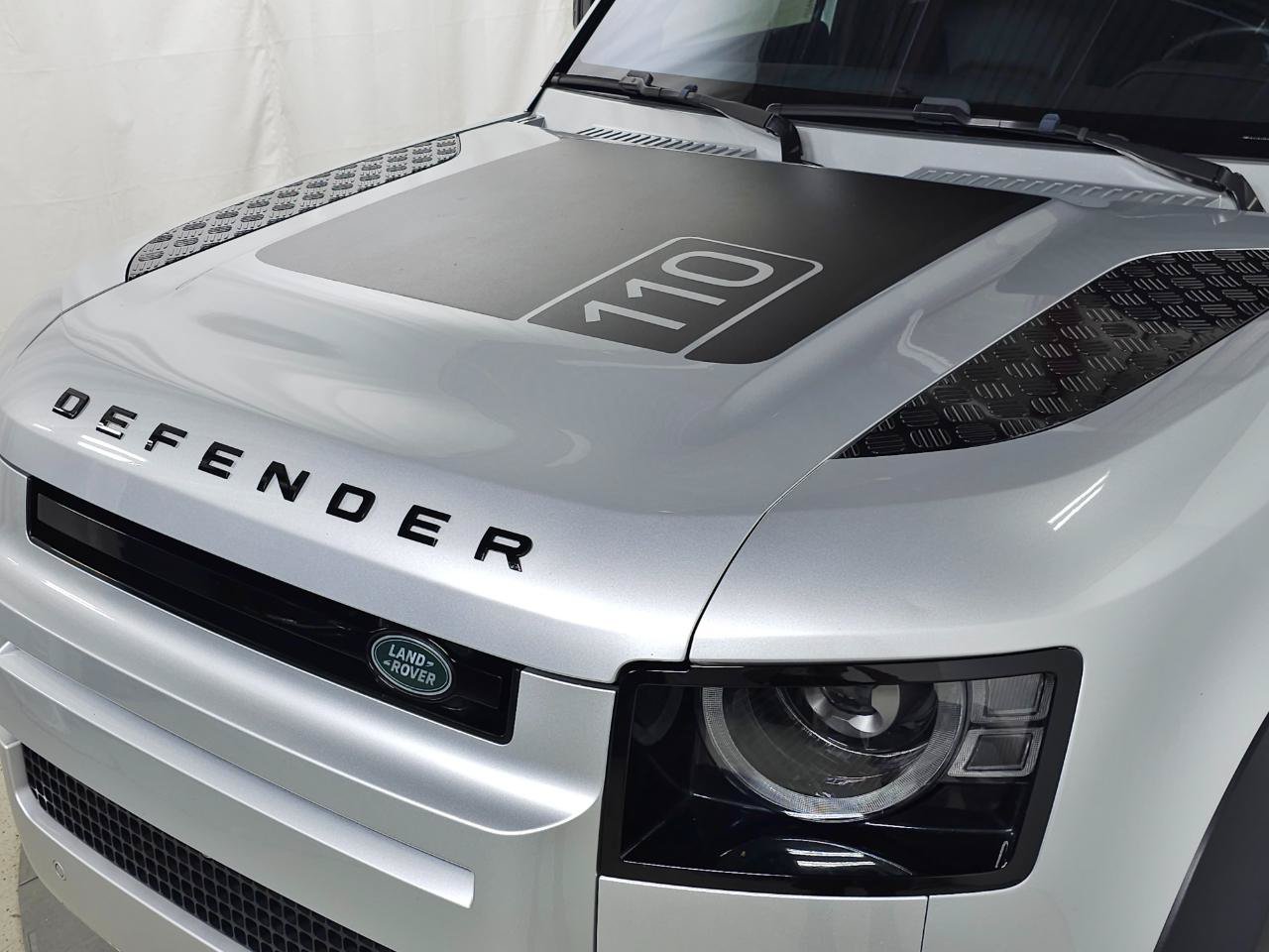 Used 2020 Land Rover Defender 110 First Edition AWD/4WD image 3