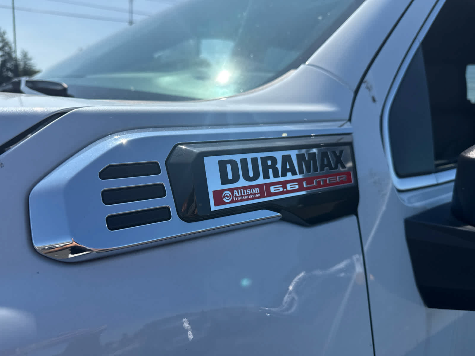 New 2026 GMC Sierra 3500 Denali w/ Denali Reserve Package AWD/4WD image 10