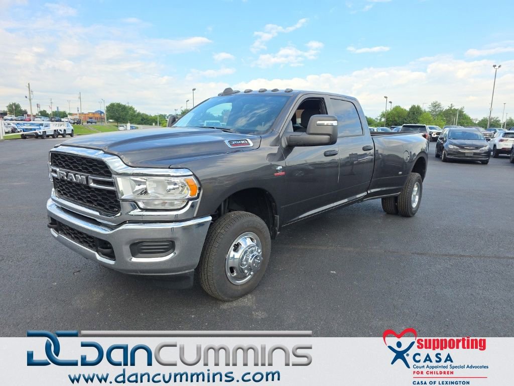 Used 2024 RAM 3500 Tradesman w/ Chrome Appearance Group AWD/4WD image 1