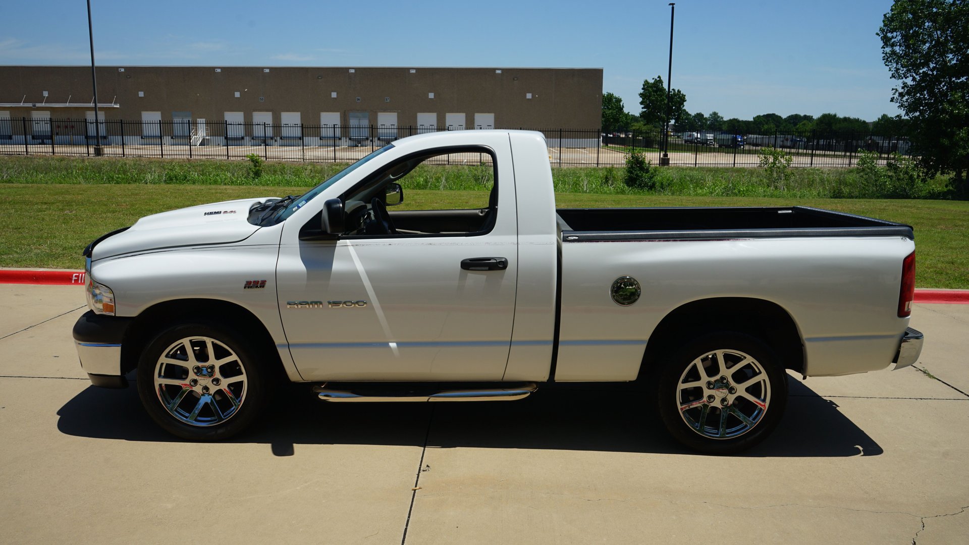 Used 2003 Dodge Ram 1500 Truck 2WD Regular Cab image 5
