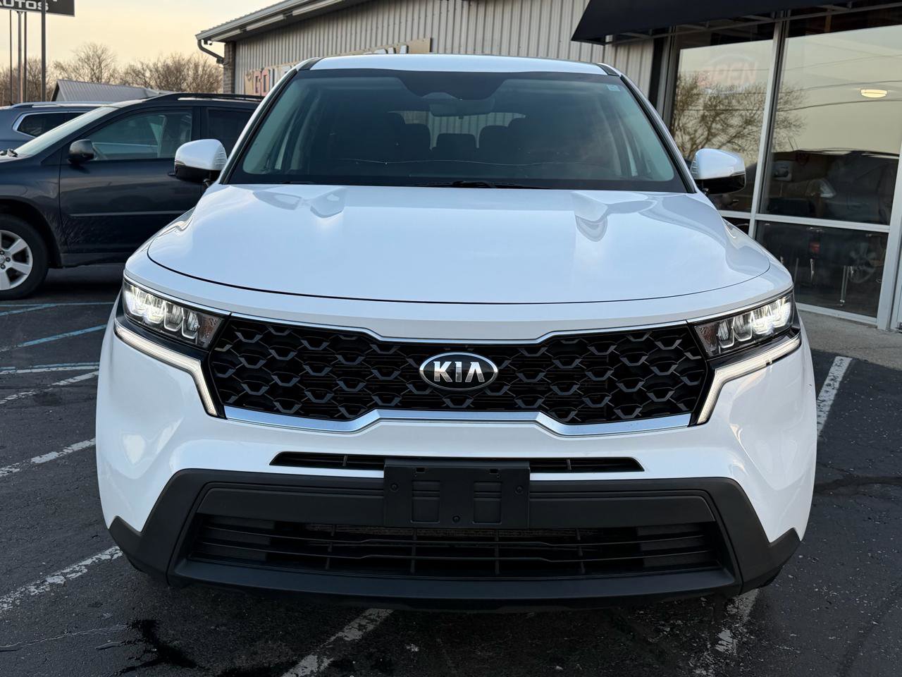 Used 2021 Kia Sorento LX FWD image 8