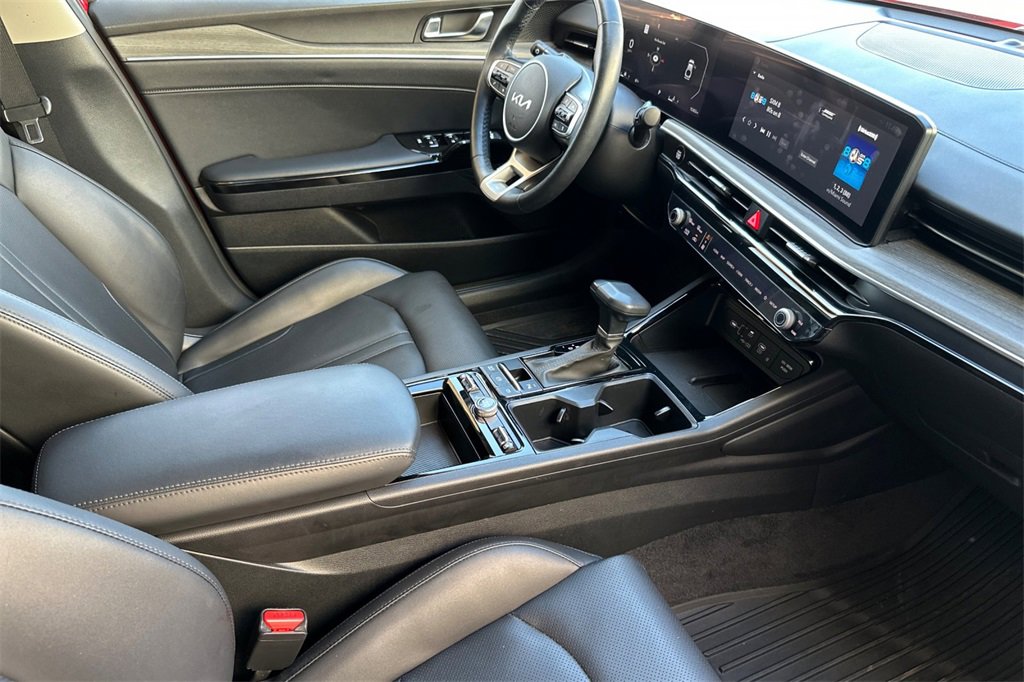 Used 2025 Kia K5 EX image 18