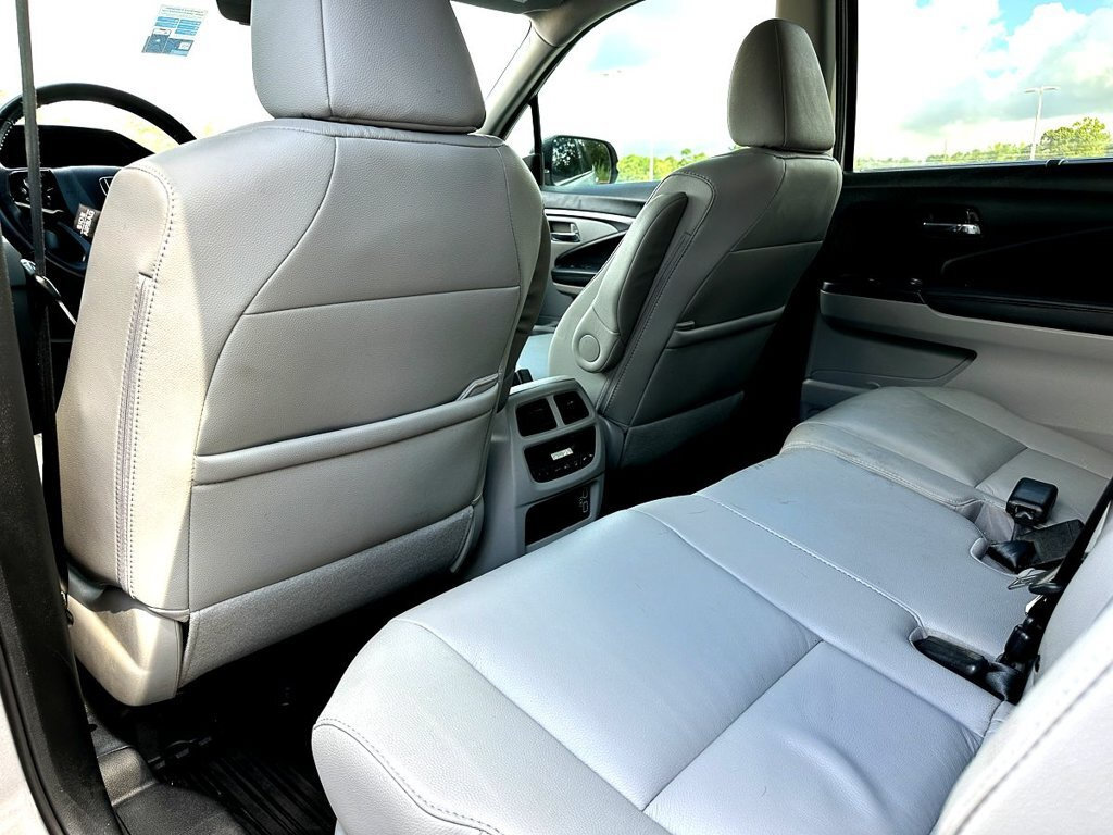 Used 2022 Honda Pilot Special Edition image 18