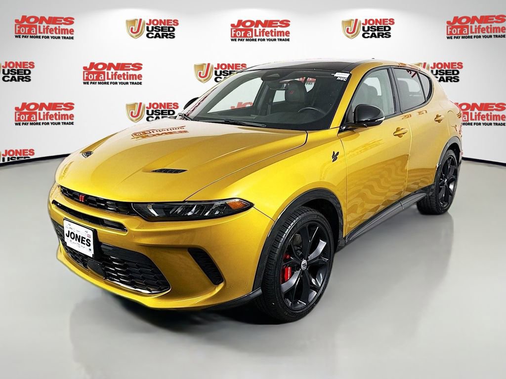 Used 2024 Dodge Hornet R/T Plus AWD/4WD image 14