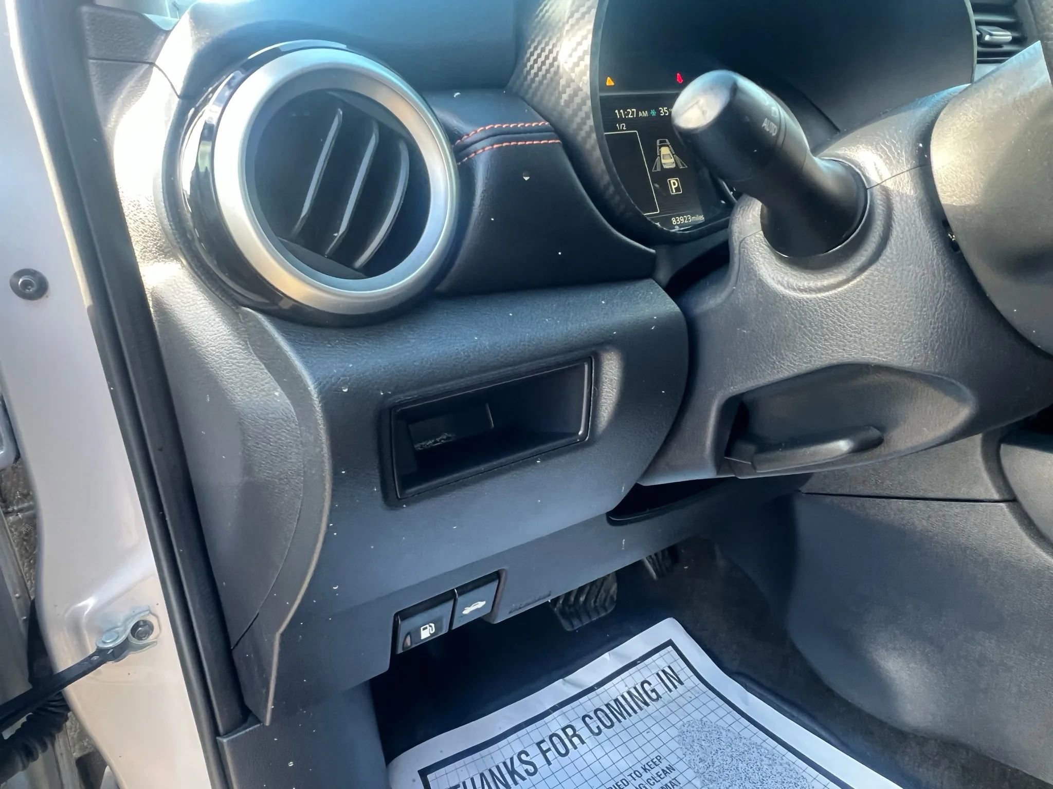 Used 2020 Nissan Versa SR image 24